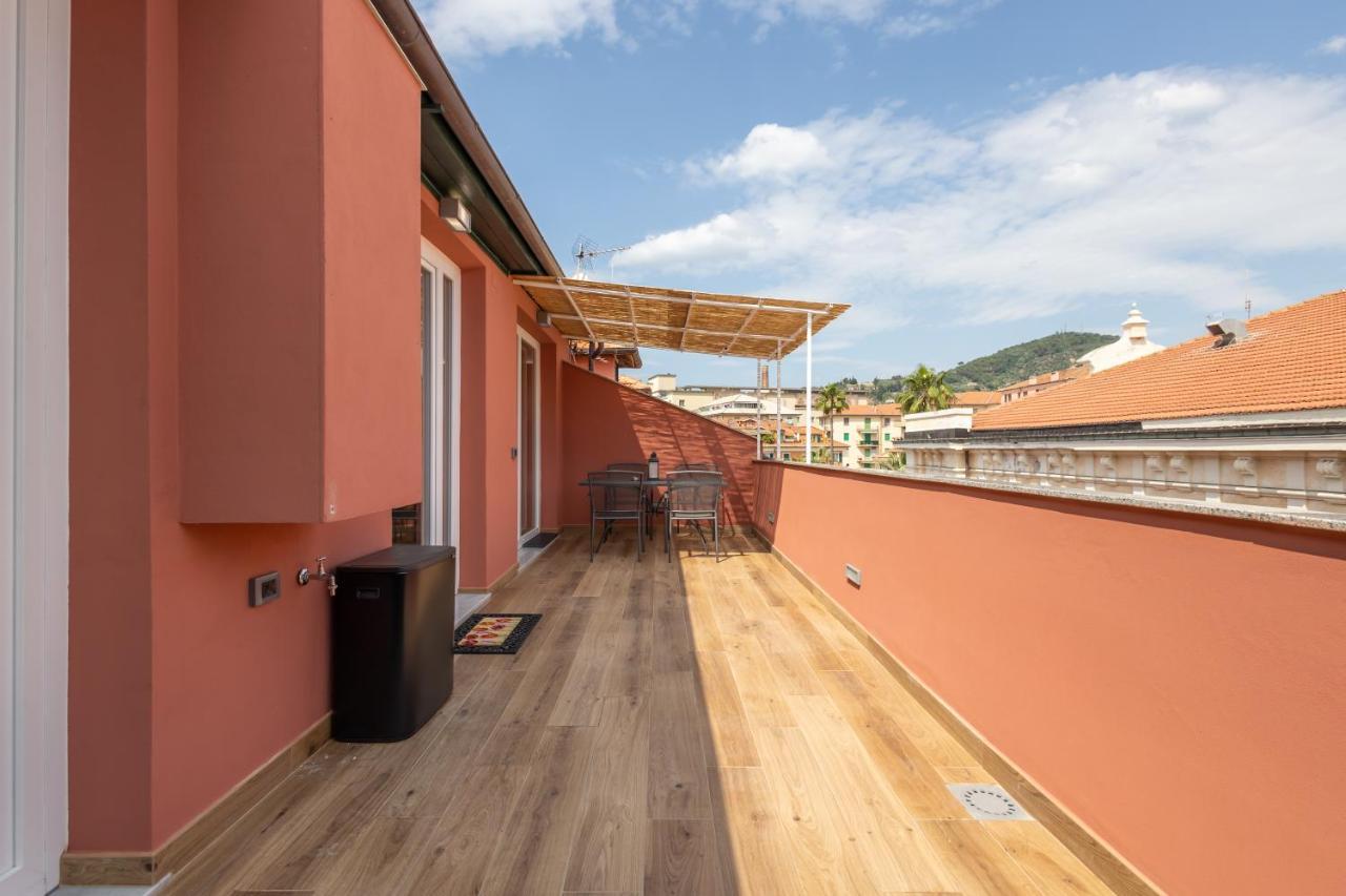 Casa Vacanza " La Rosa " Imperia Liguria Ngoại thất bức ảnh
